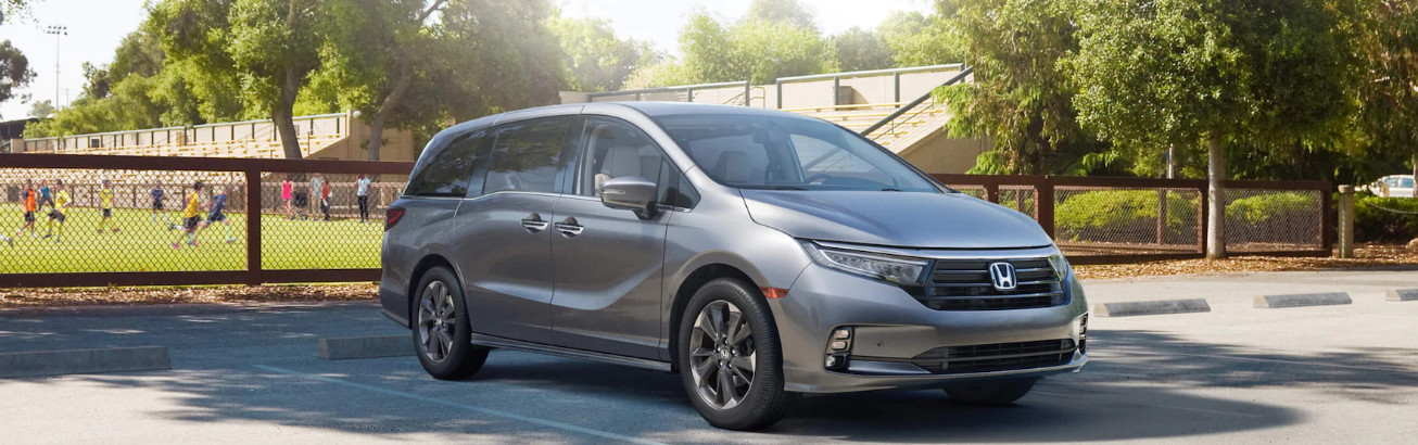 2021 Honda Odyssey vs 2021 Kia Sedona near Alexandria, VA