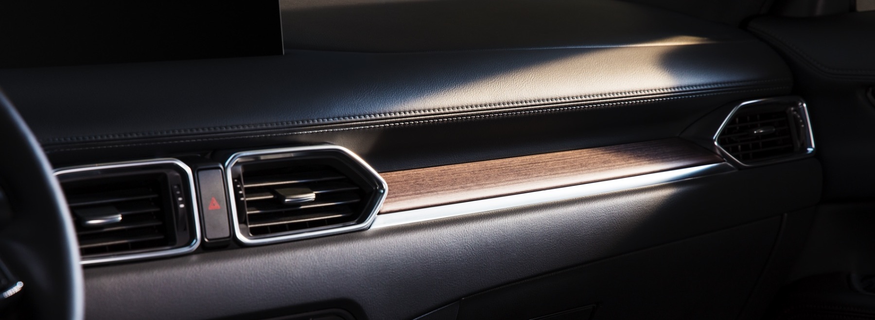 2021 MAZDA CX-5 Front-Row Details 2021 MAZDA CX-5 Front-Row Details