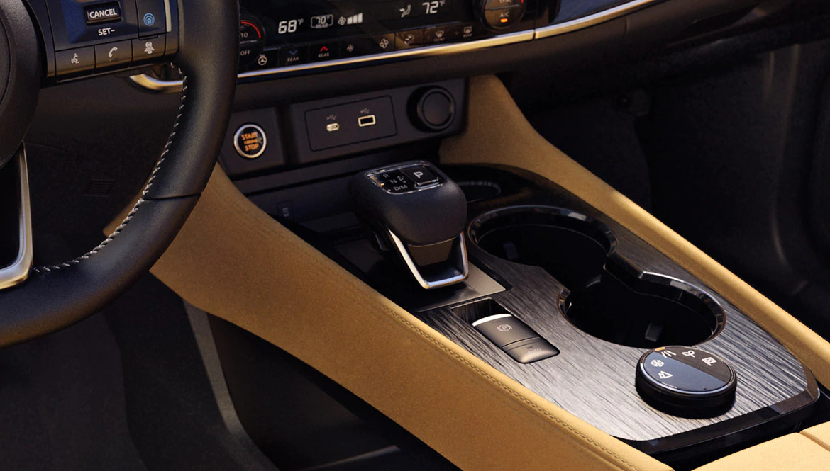 Gear Shift in the 2021 Nissan Rogue