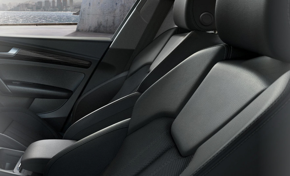 2021 Audi Q5 Seating
