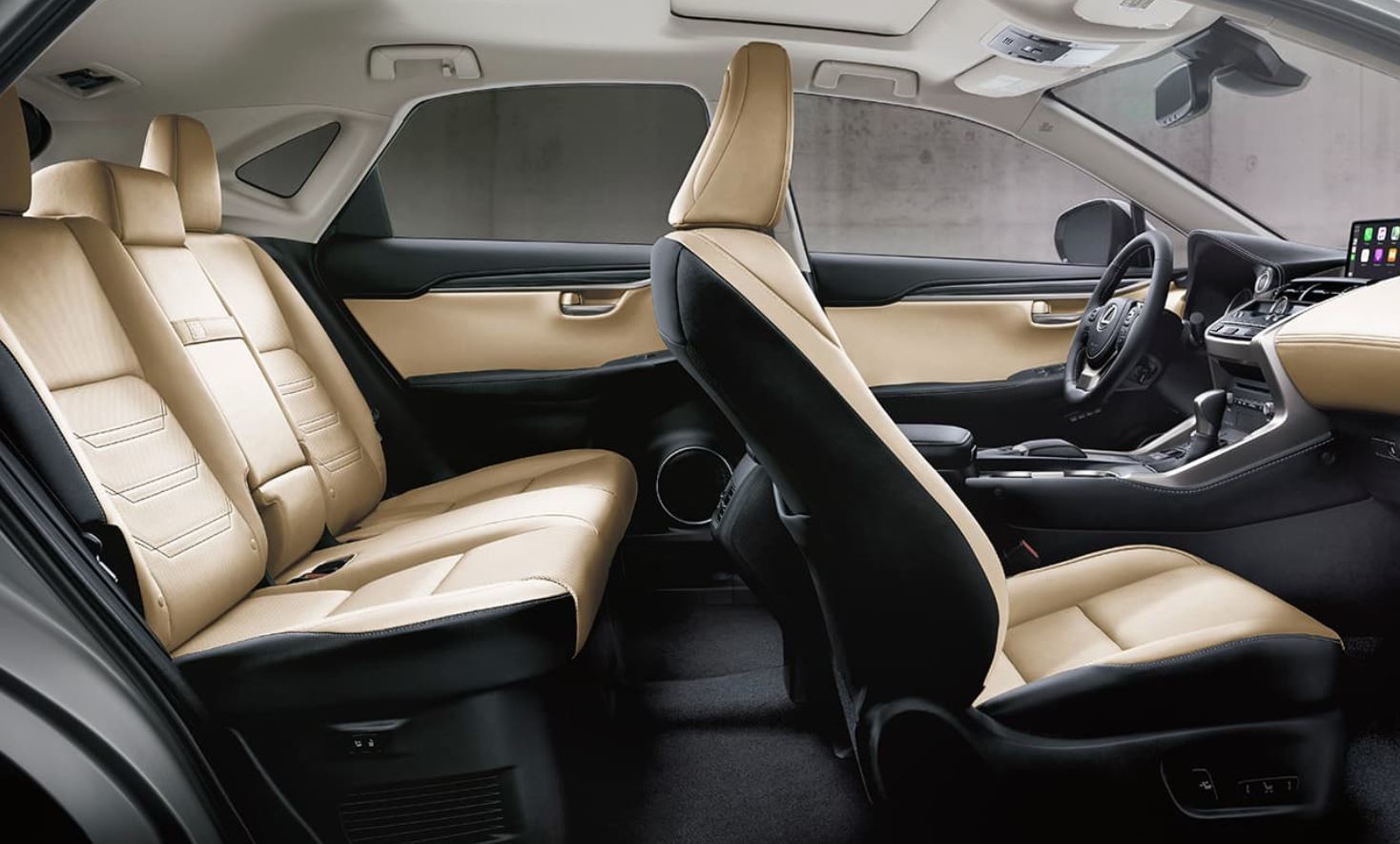 El vehículo que se muestra es el Lexus NX 300 2021 con equipamientos opcionales. El vehículo que se muestra es el Lexus NX 300 2021 con equipamientos opcionales.