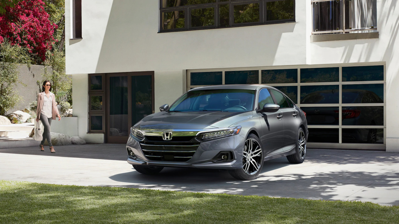 2021 Honda Accord vs 2021 Toyota Camry near Washington, DC