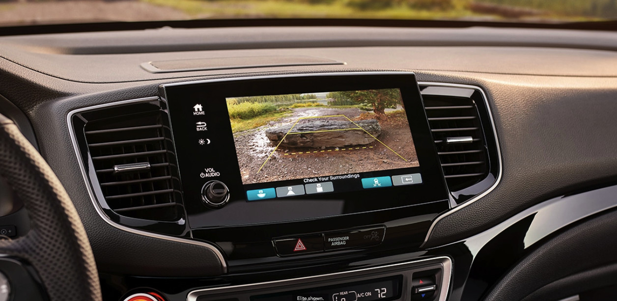 Multi-Angle Rearview Camera in the 2021 Honda Passport