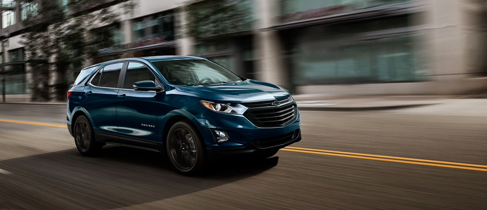 Conveniencia, aquí, ahora y siempre. Se muestra el Equinox en Pacific Blue Metallic.