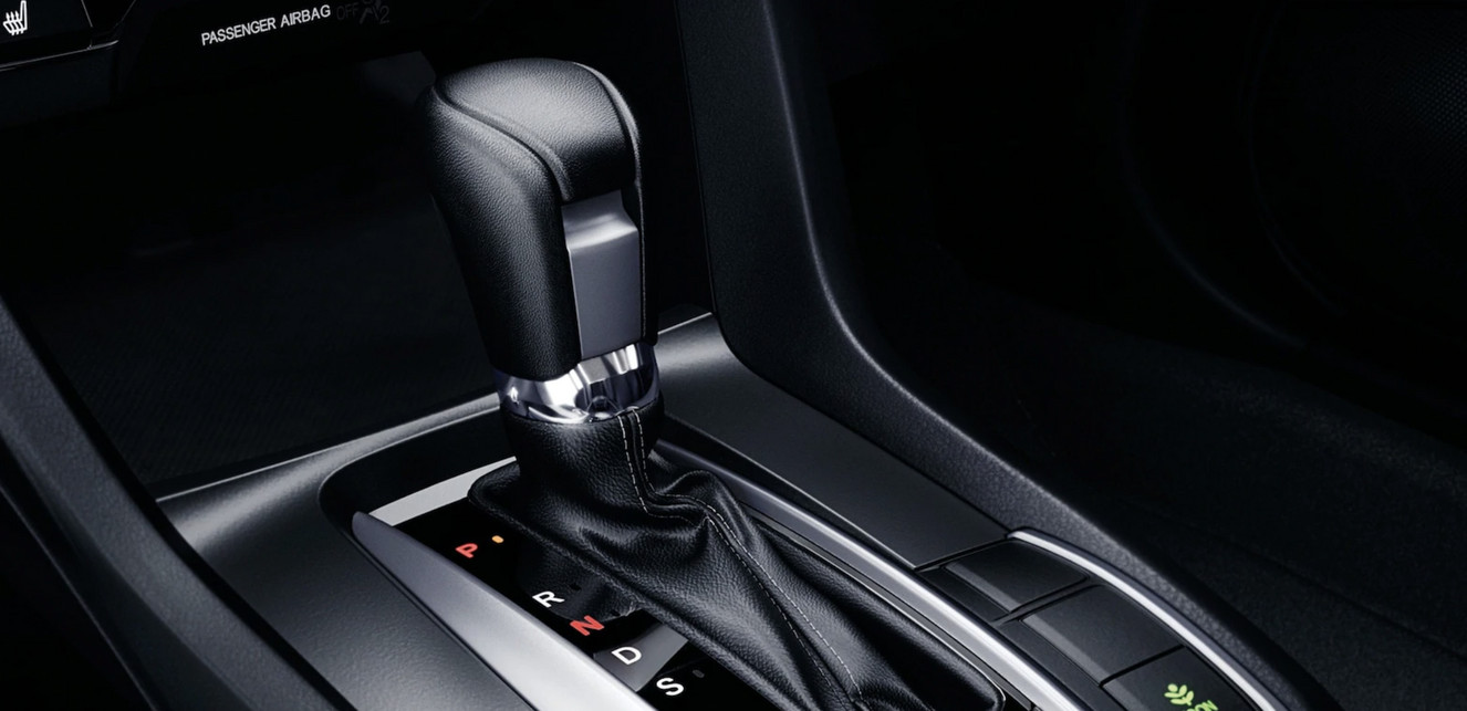 Gear Shift Knob in the 2021 Honda Civic