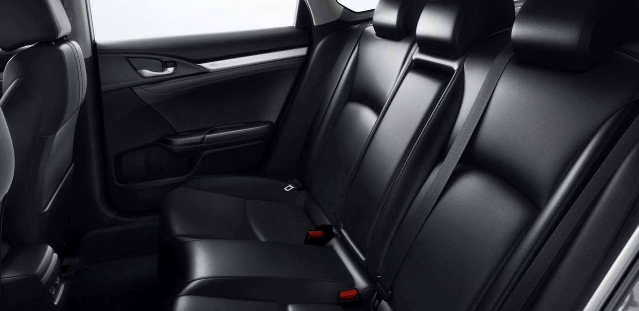 Seating in the 2021 Honda Civic