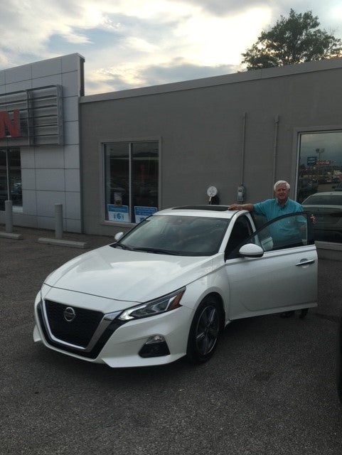 Customer_Photo_Larry_Robertson