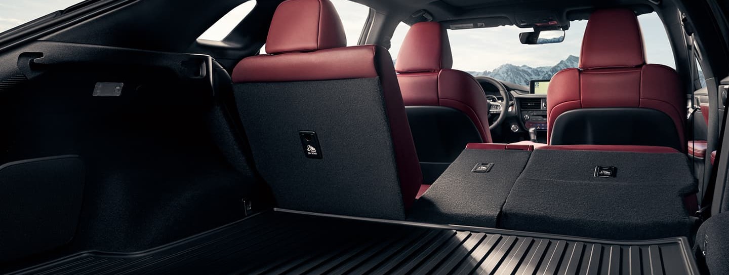 Convenient Storage in the 2021 Lexus RX 450h