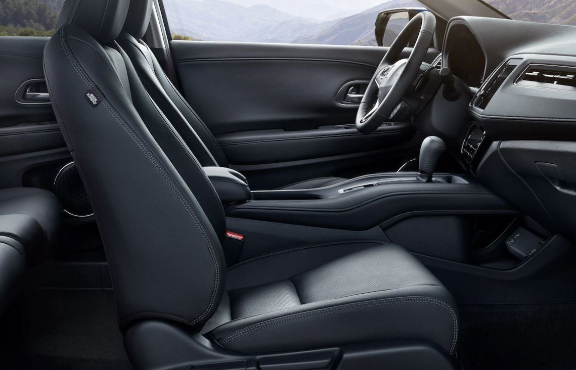 Front Row of the 2021 HR-V