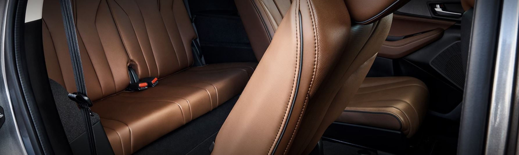 Enjoy Versatile Seating in the 2022 Acura MDX
