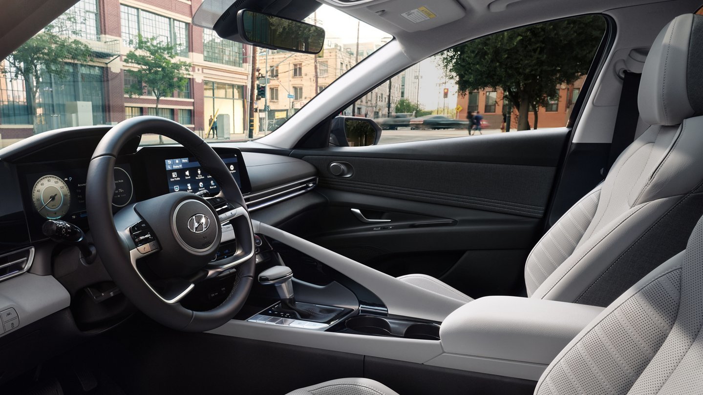 2021 Hyundai Elantra Front Seats