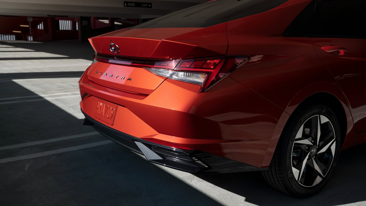 2021 Hyundai Elantra Bumper