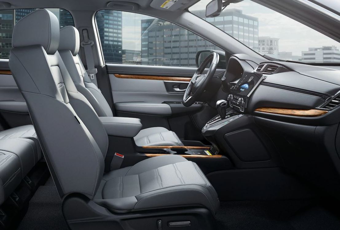 Interior of the 2021 CR-V Hybrid