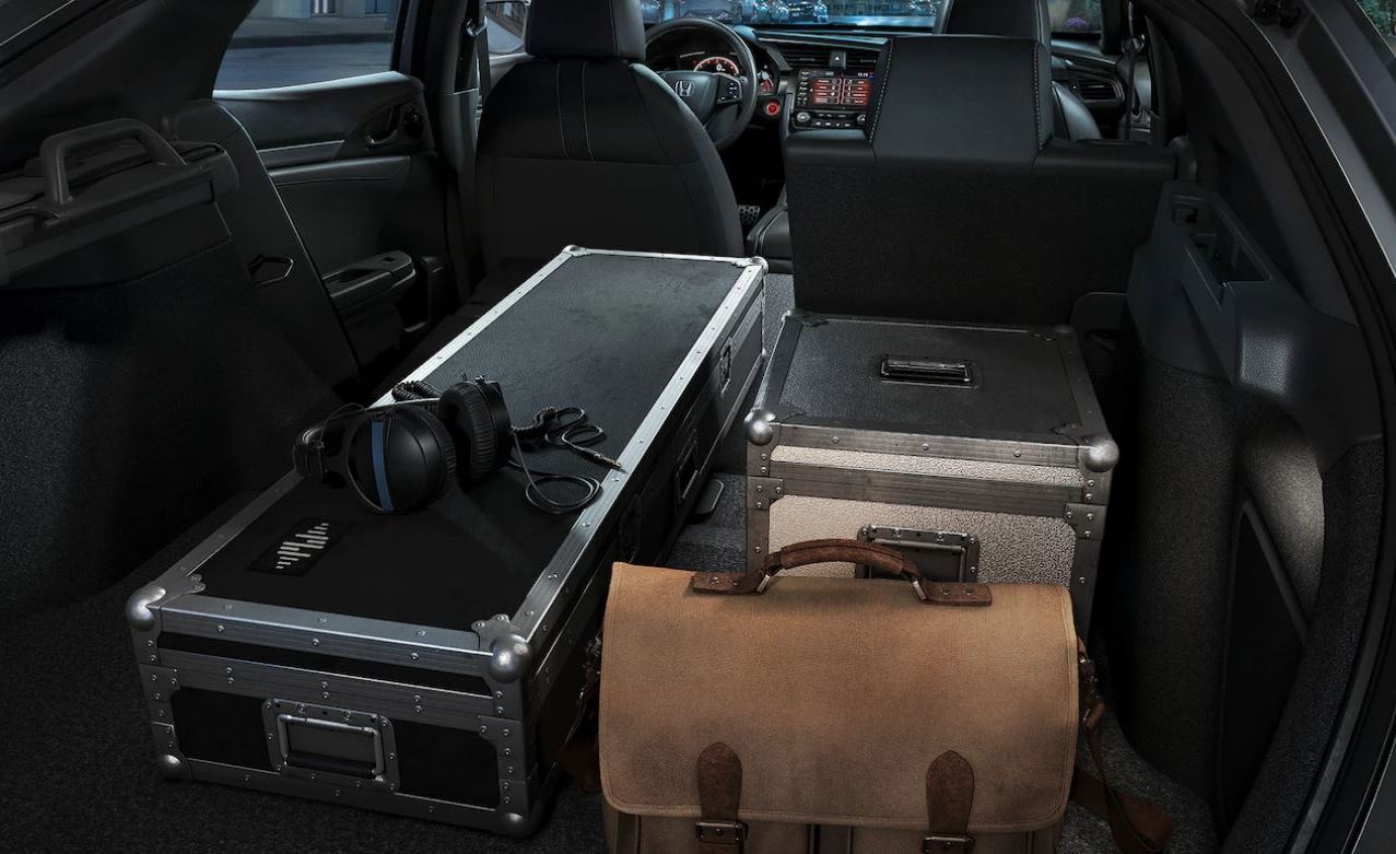 Interior of the 2021 Honda Civic Hatchback