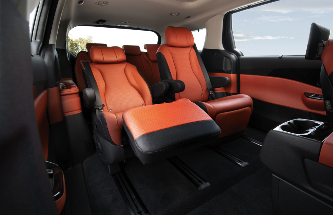 Available Second Row Reclining Seats in the 2022 Kia Carnival