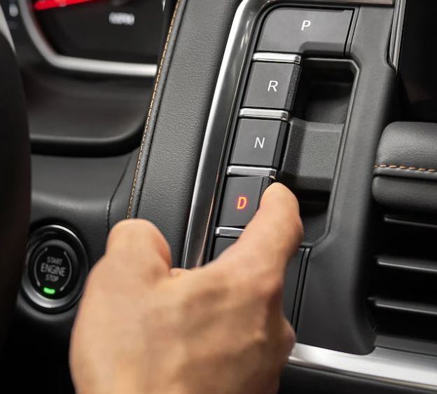 Controls in the 2021 Suburban