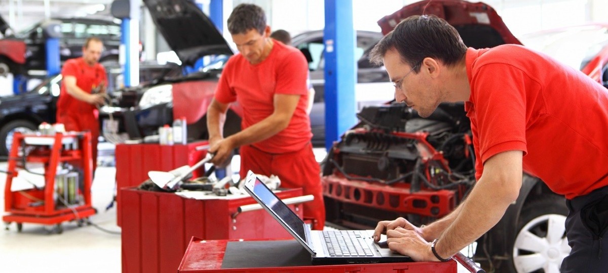 Servicio de reparación de vehículos Lexus cerca de Alexandria, VA