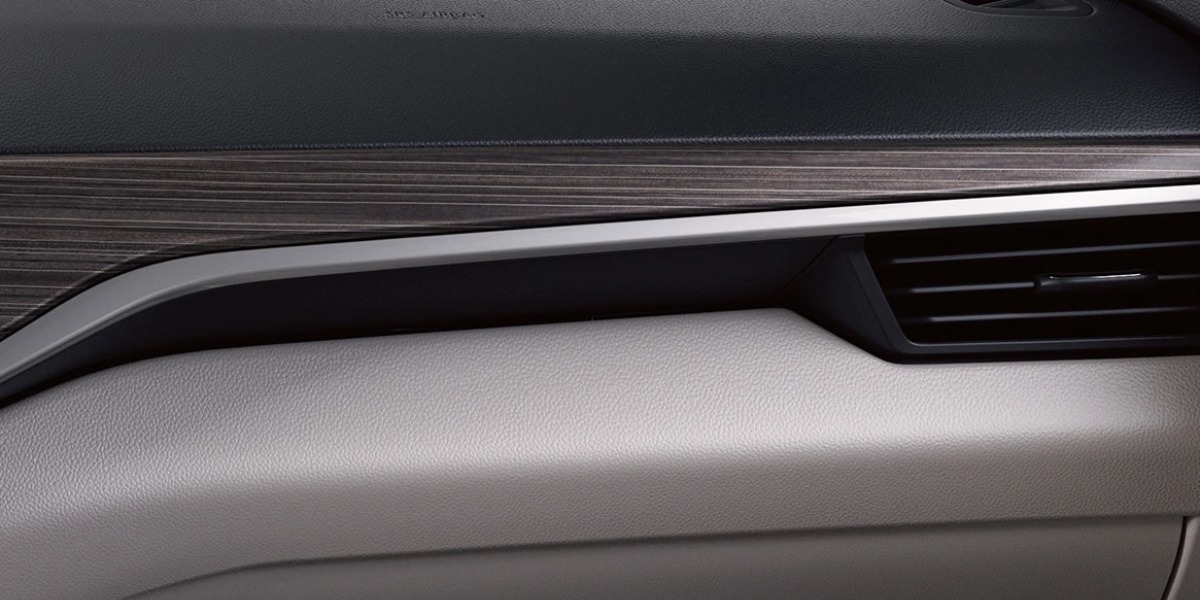 2021 Nissan Altima Interior Trim