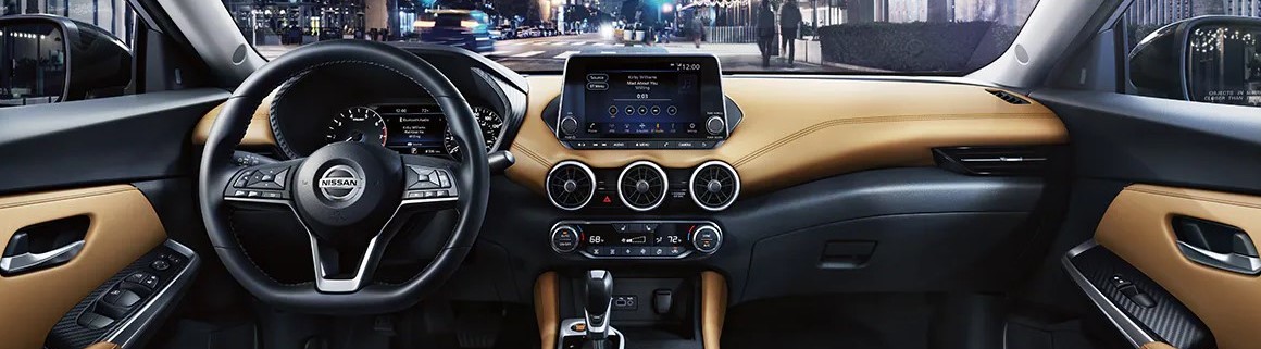 2021 Nissan Sentra Steering Wheel and Dashboard