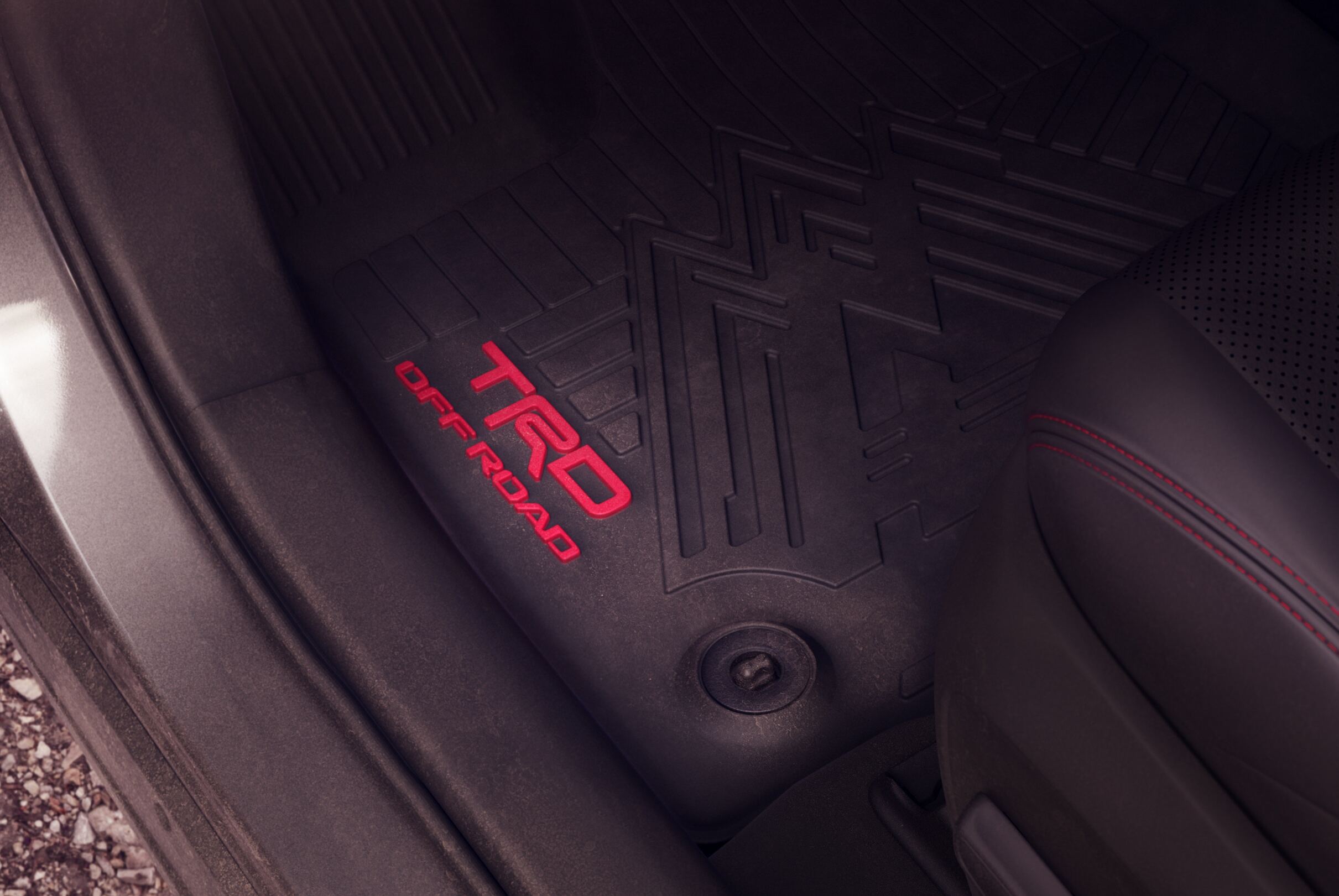 Mats in the 2021 RAV4