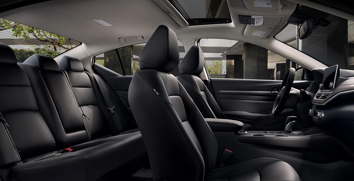2021 Altima Seating