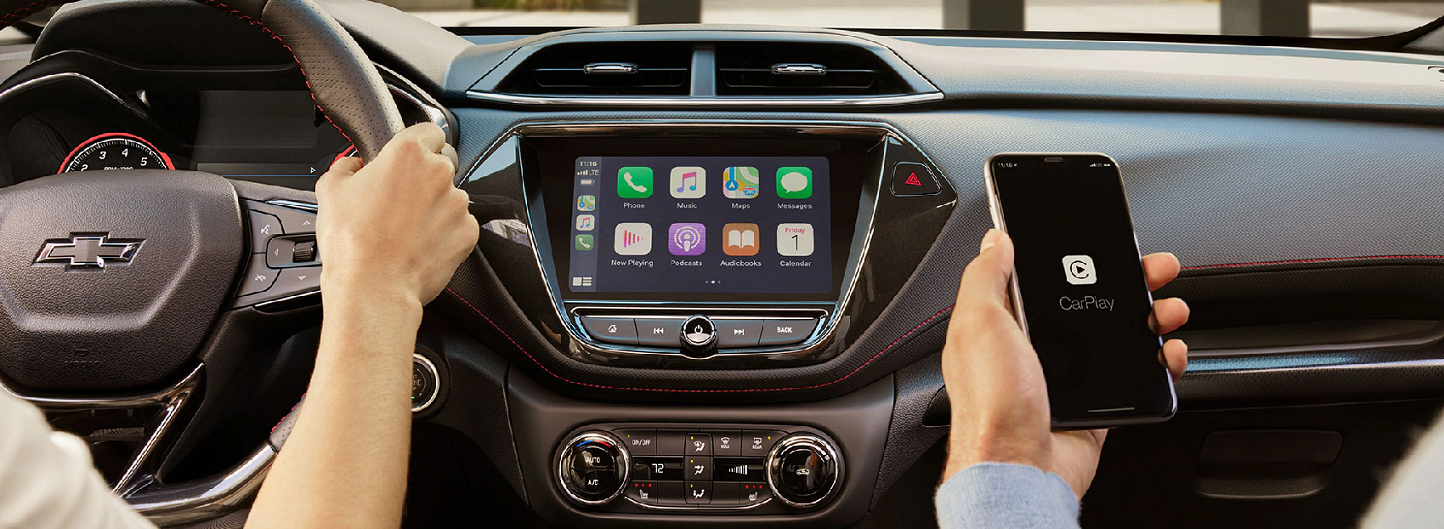 2021 Chevrolet vs Ford Technology Features in Chantilly, VA