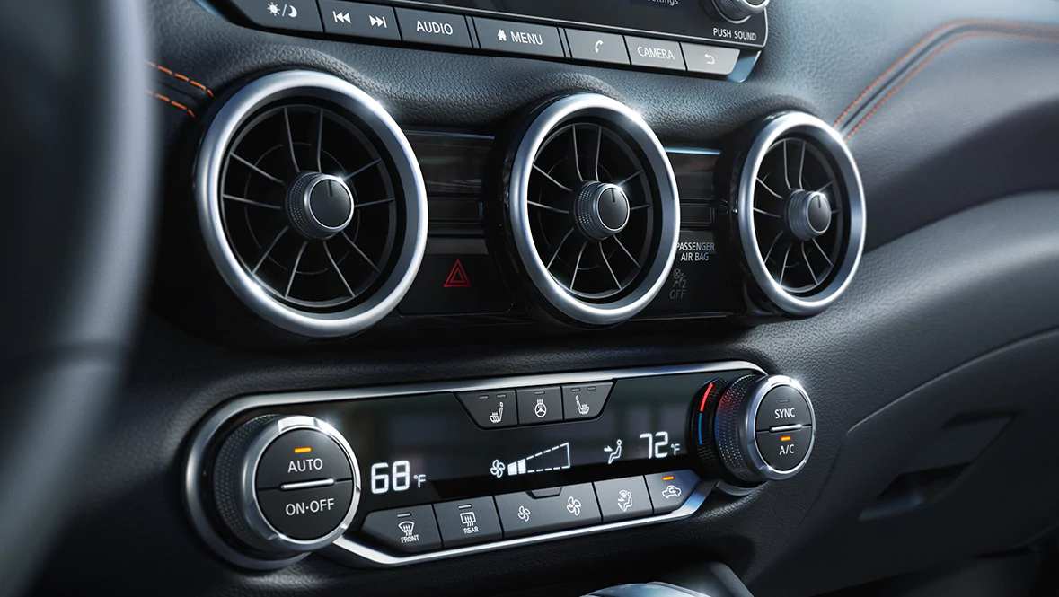 2021 Sentra Dual-Zone Climate Control