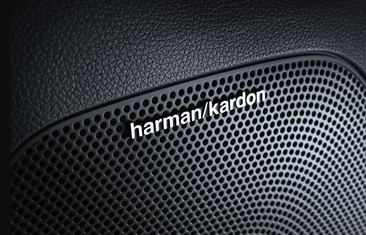 Available Harman Kardon® Premium Audio System in the 2022 Kia Sportage