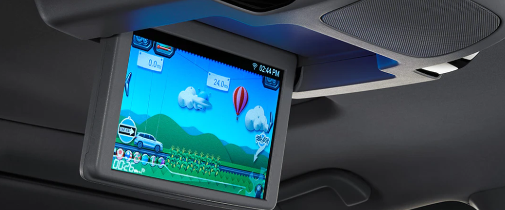 El sistema de entretenimiento trasero es una característica estándar en los modelos Touring y superiores.