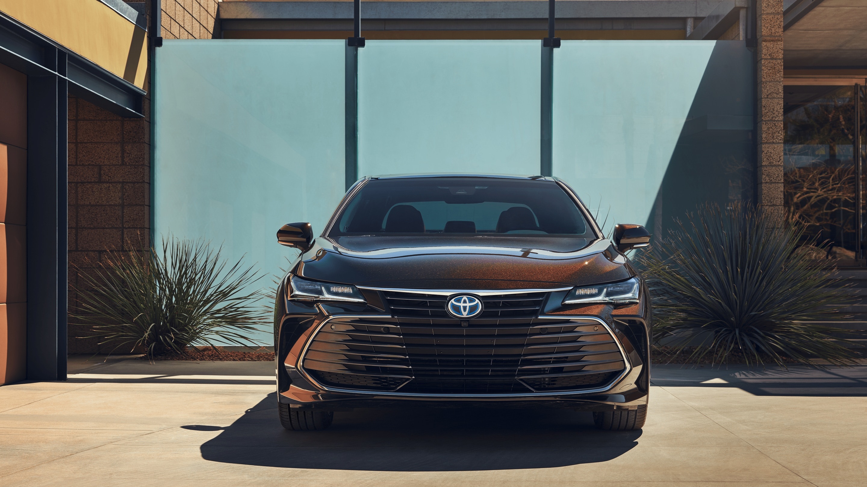 2021 Toyota Avalon Hybrid Lease near Oak Brook, IL