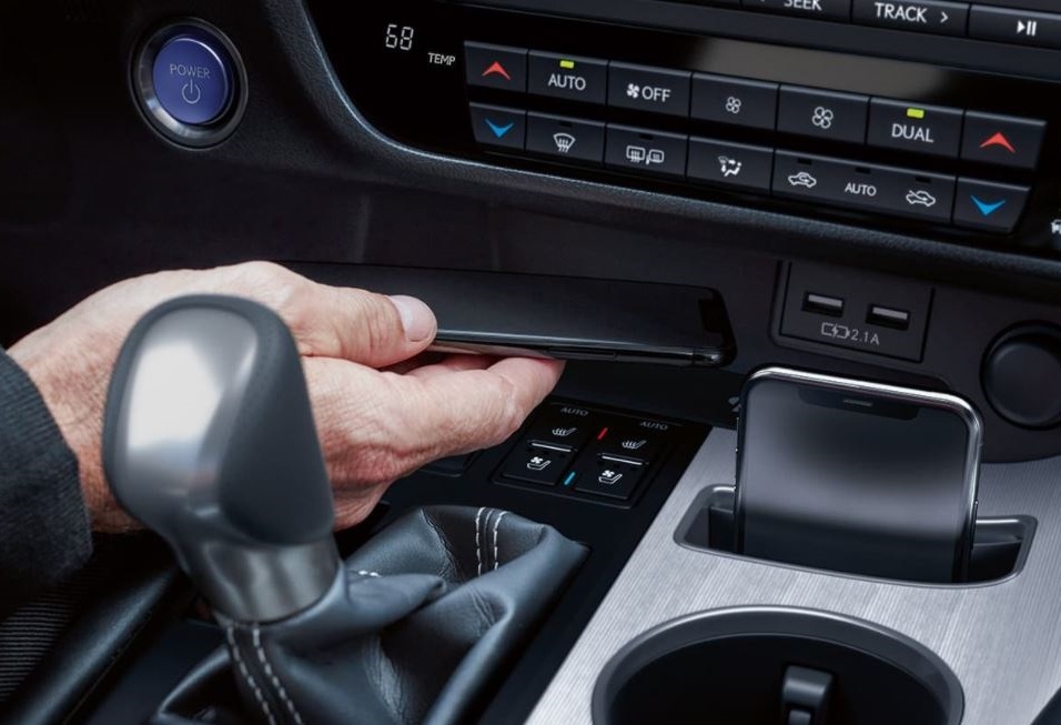 2021 Lexus RX 350 Cockpit