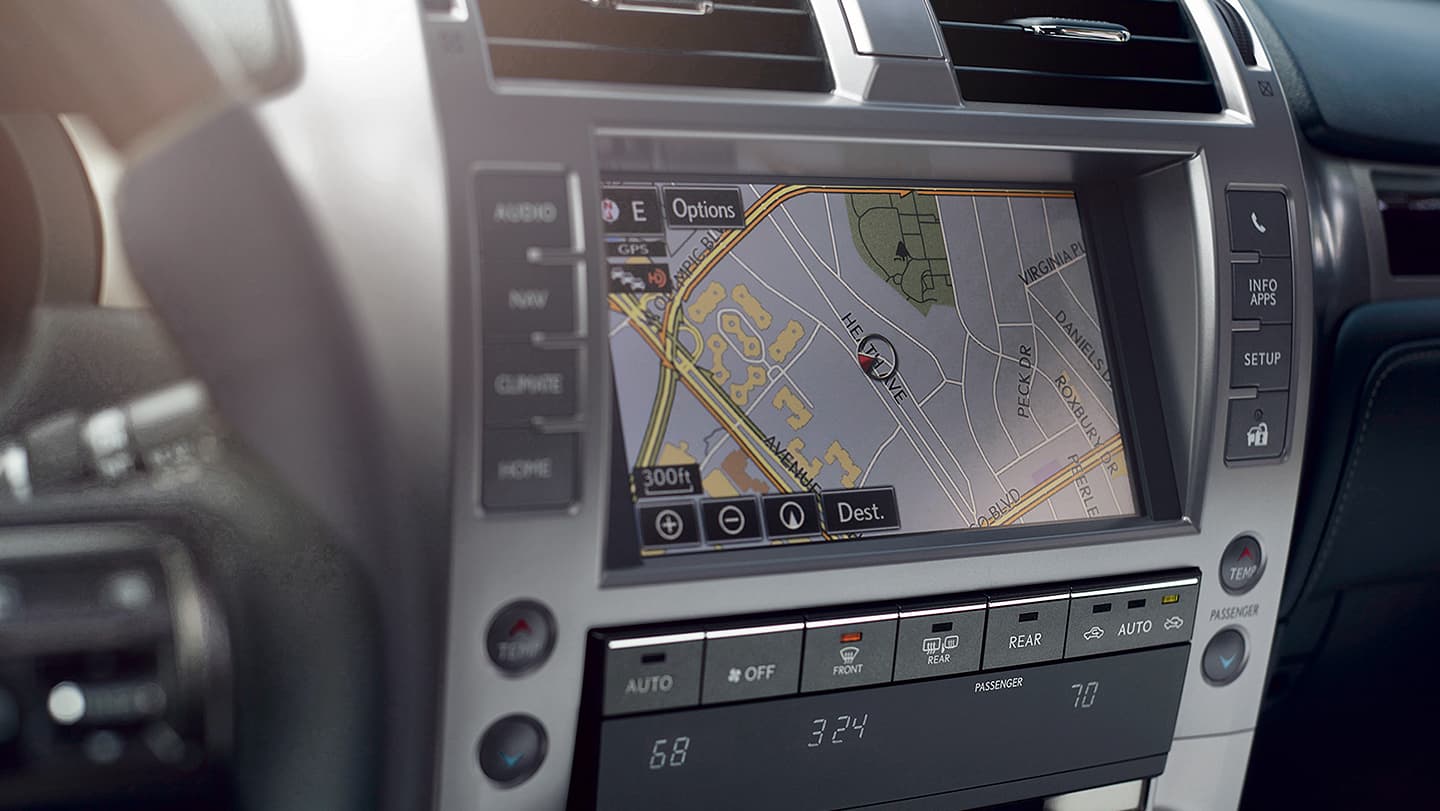 Navigation in the 2021 GX 460