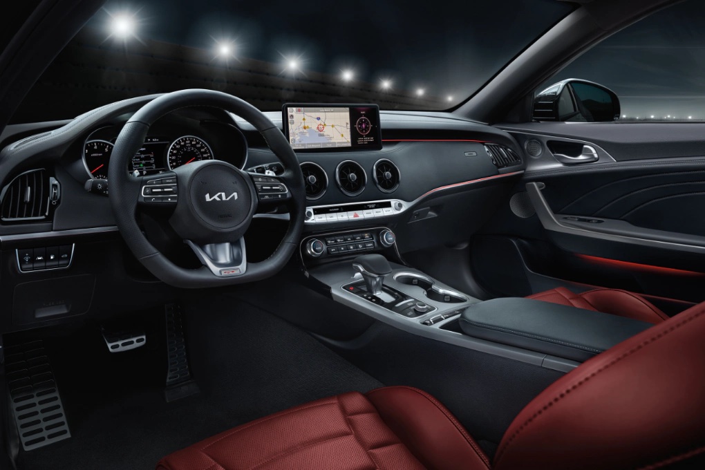 Interior of the 2022 Kia Stinger