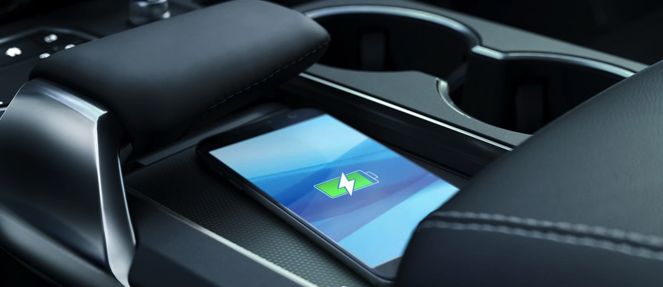 Wireless Charging in the 2022 Acura MDX