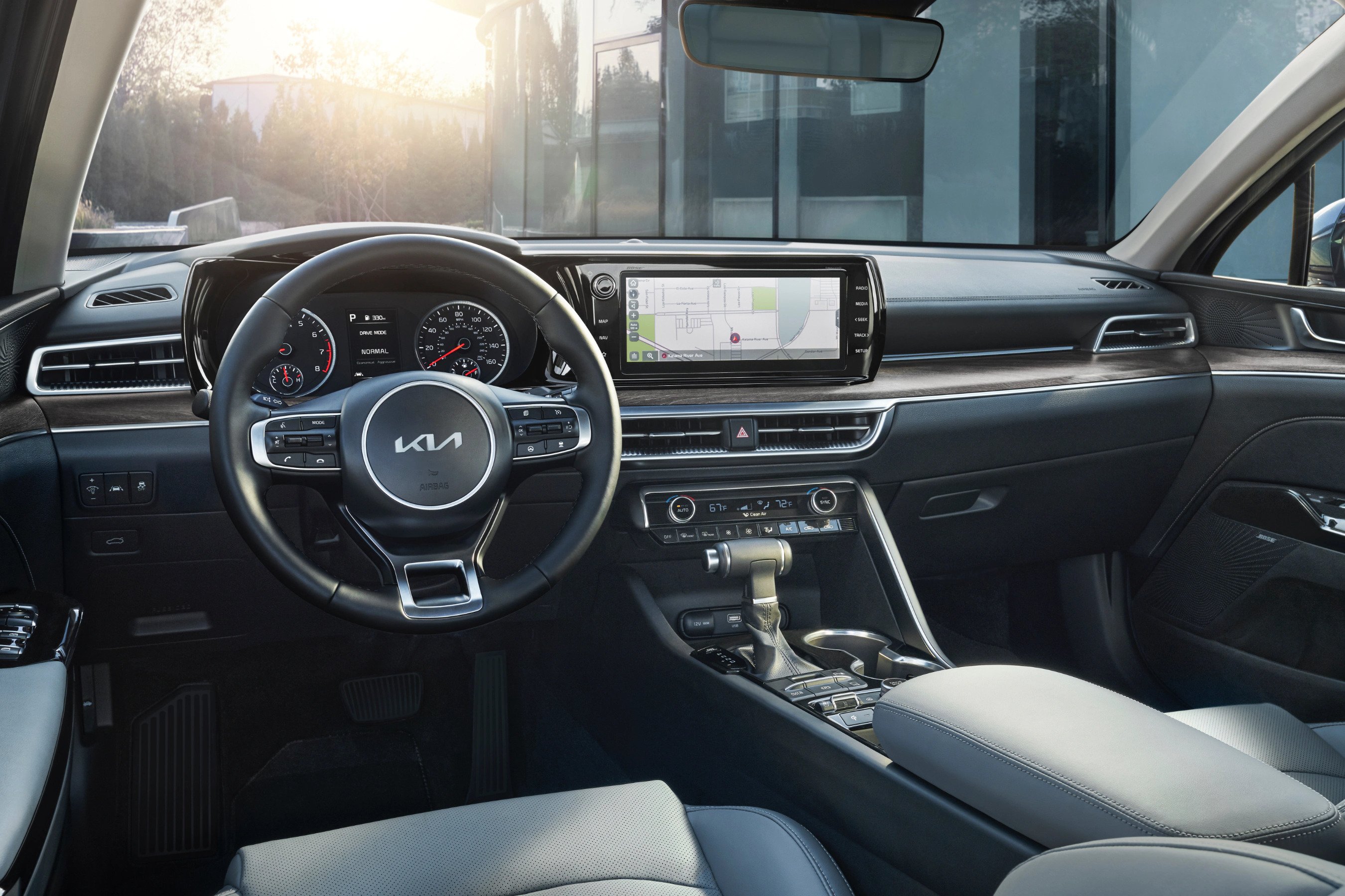 2022 Kia K5 Cockpit