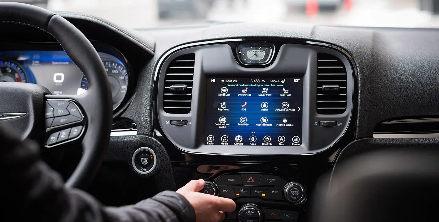Touchscreen in the 2021 Chrysler 300