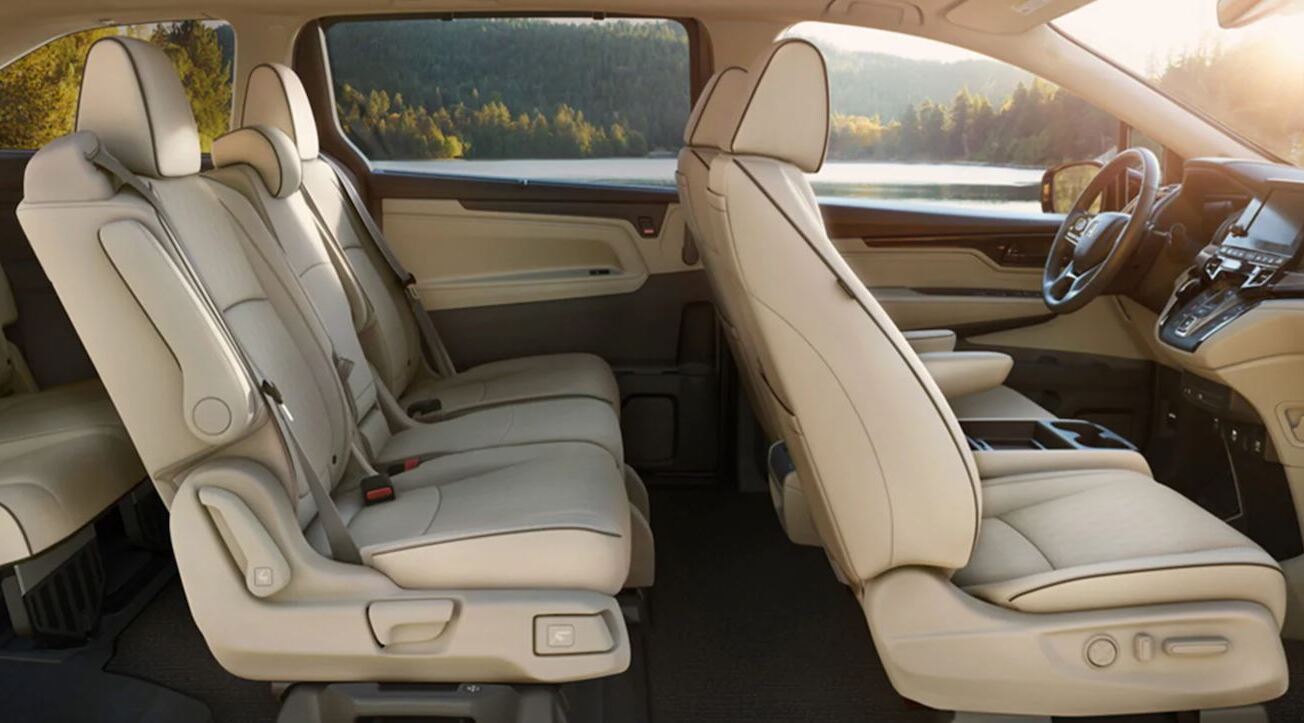 En la cabina hay asientos para ocho pasajeros.