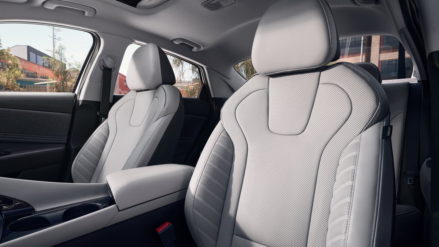 2022 Hyundai Elantra Seating