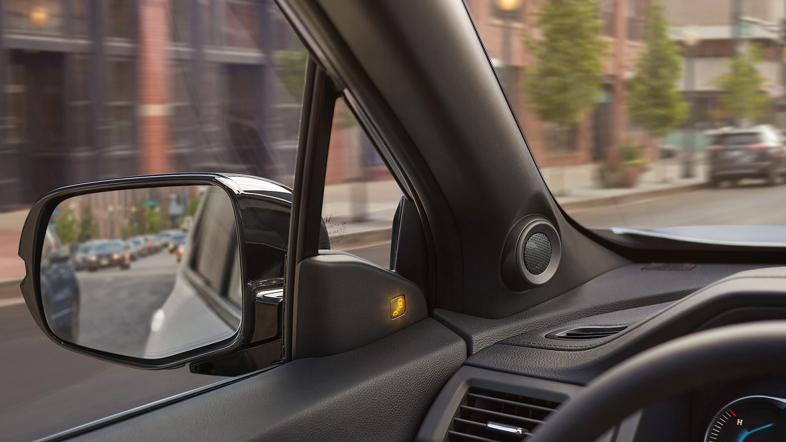 Blind Spot Monitor in the 2021 Passport