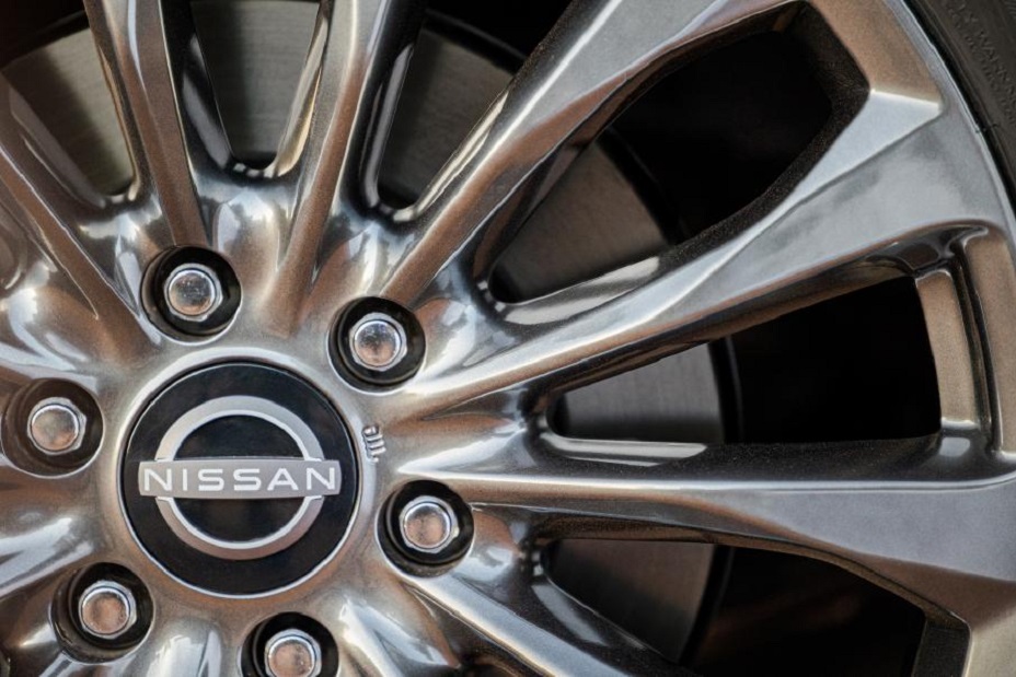 2021 Nissan Armada Wheel Detailing