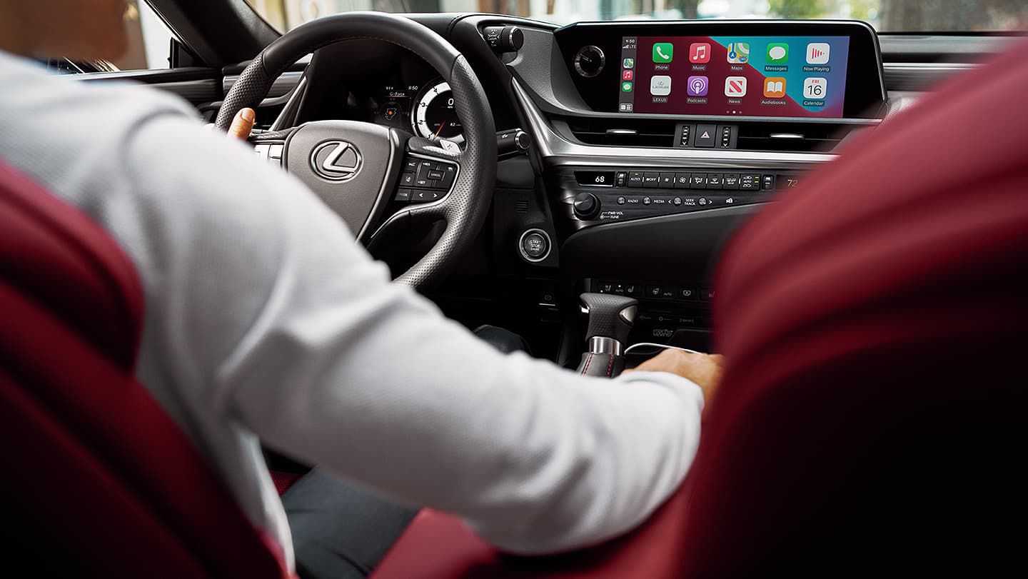 Interior of the 2021 Lexus ES 300h