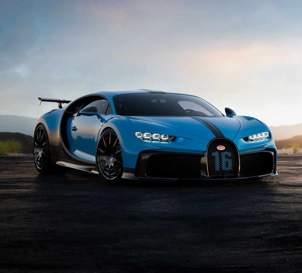 BUGATTI | Discover CHIRON Pur Sport