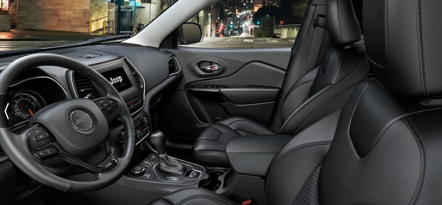 2021 Jeep Cherokee Front Row