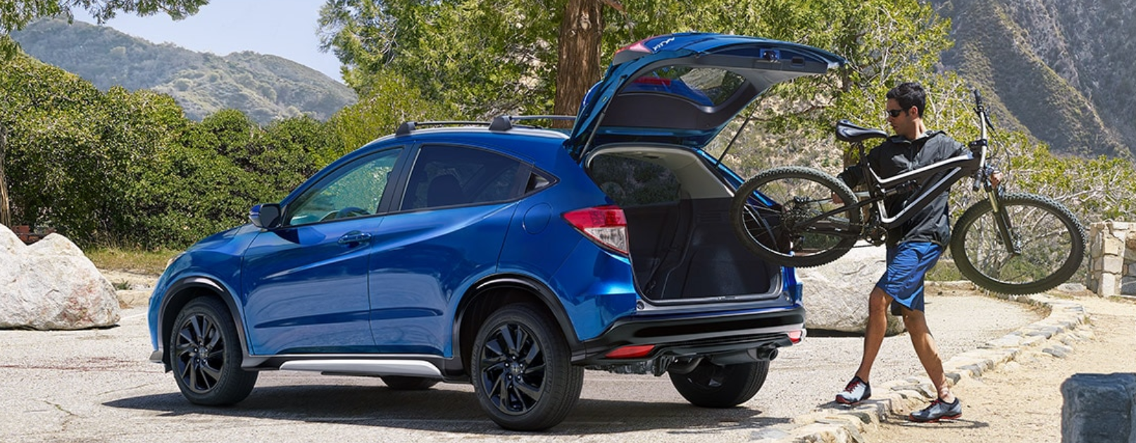 2022 Honda HR-V vs 2021 Subaru Crosstrek near Houston, TX