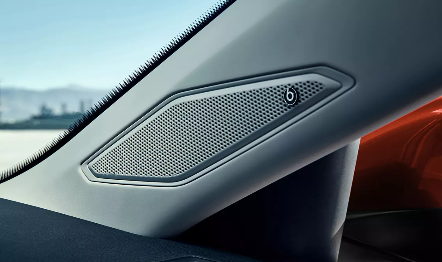 2021 Volkswagen Jetta BeatsAudio™