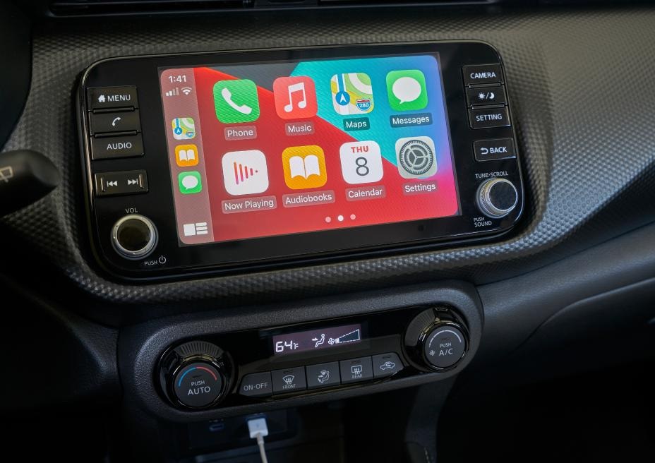 2021 Nissan Kicks Touchscreen