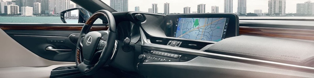 2021 Lexus ES 350 Steering Wheel and Center Stack