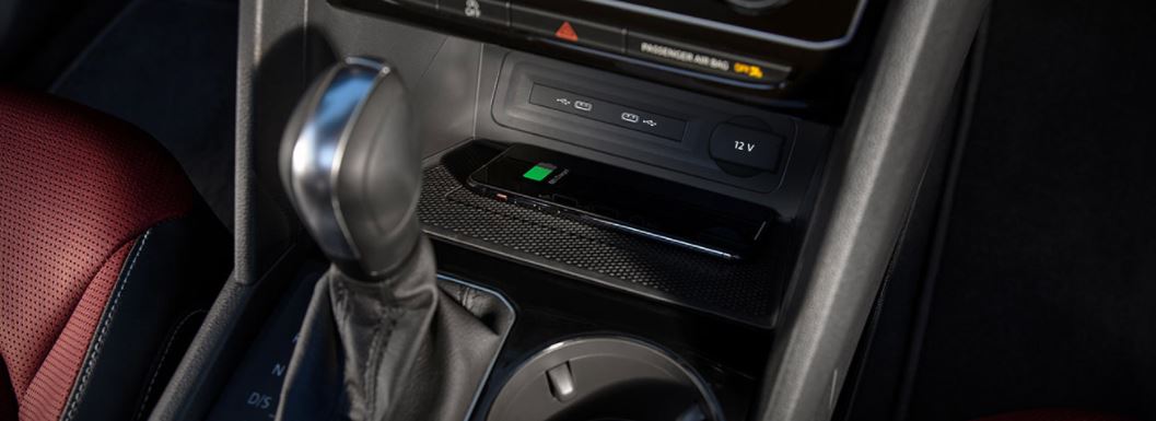 Wireless Charger in the 2022 Atlas Cross Sport