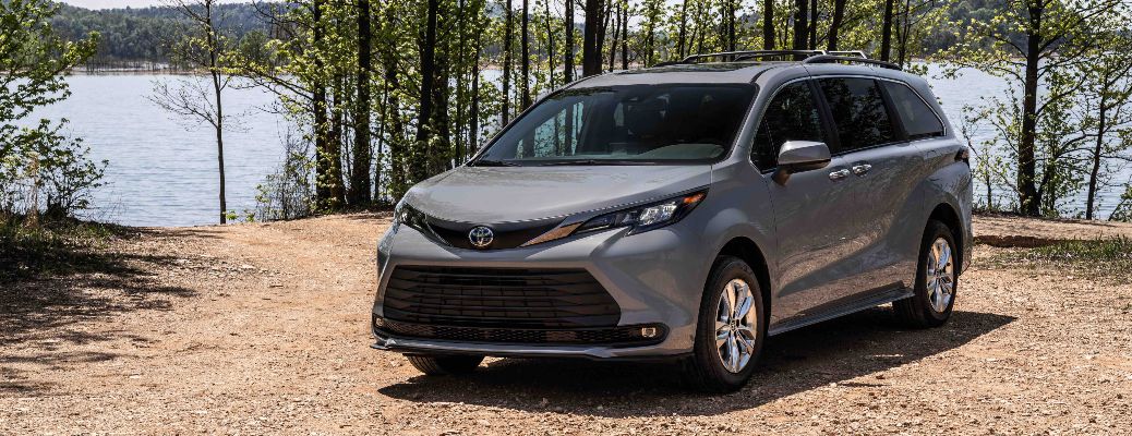 2022-toyota-sienna