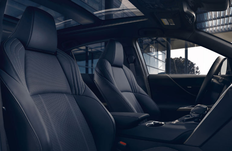 2021 Toyota Venza front seats